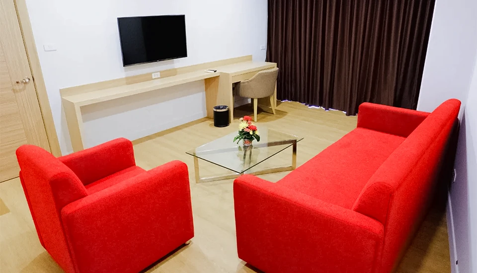 هتل نیو اسکوئر پتونگ پوکت